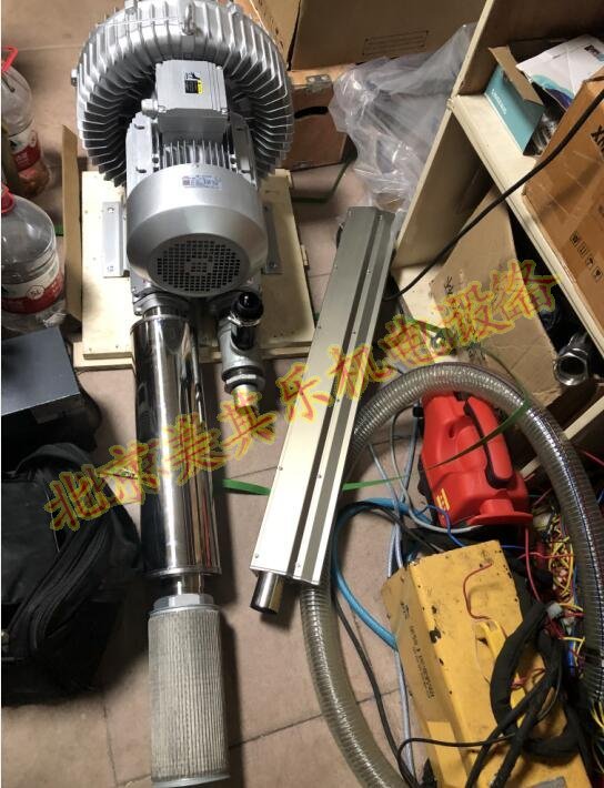 吹瓶機吹干風機，配置風刀使用